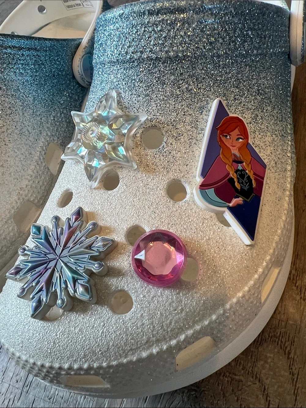 Disney Frozen Crocs Platform Glitter Ombré Clogs Women's Size 7 White & Blue